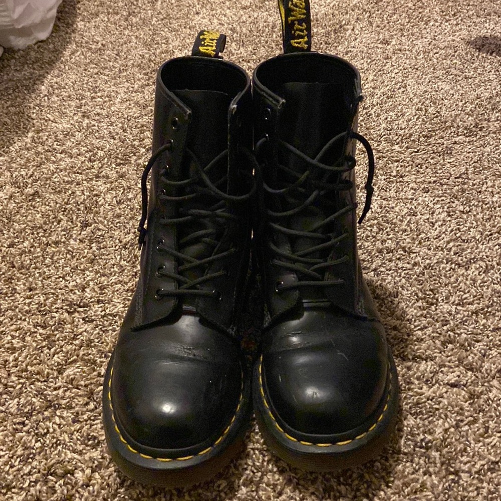 Dr. Martens 1460 Women’s Leather Lace Up Boots